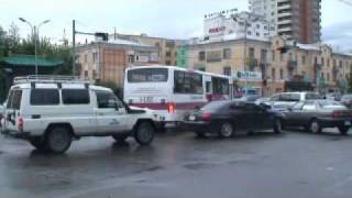 preview picture of video 'Ulaan Bataar Traffic.mp4'
