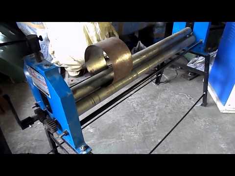 Manual sheet rolling machine