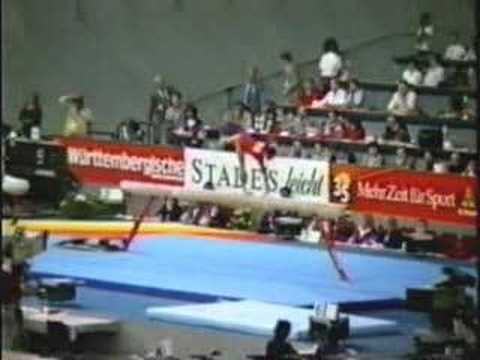 89 Worlds WAG Team Finals Choe Gyong Hui (PRK) BB