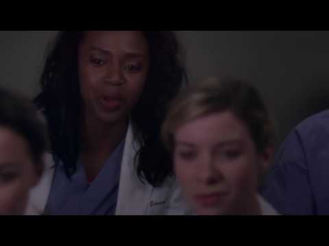 She's totally gonna win the Harper Avery