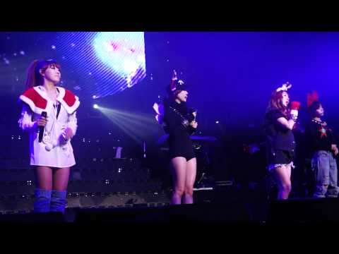 20101211 BEG Concert - Carol Medley + fan time(?)