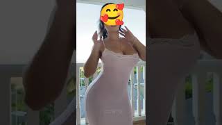 グラビアアイドル級に色気のすごいスタイルの巨乳美女のワンピ姿！