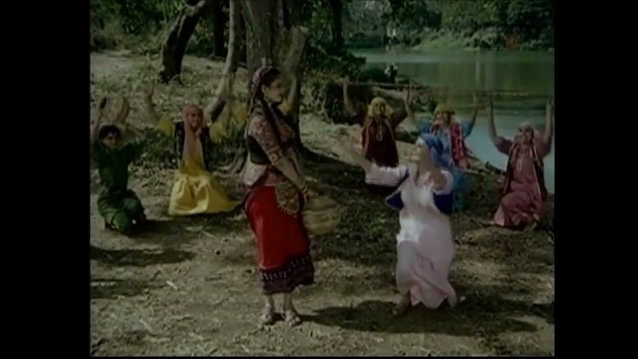 Challe Pade Baalon Mein Lyrics  | Yeh Aag Kab Bujhegi | Sunil Dutt, Rekha | Lata Mangeshkar | Ravindra Jain