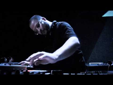 Bit-Tuner / Full Bass Bonus (live)