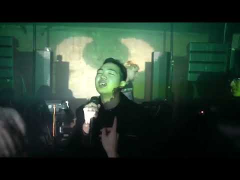 miraie performing "shift" in tokyo