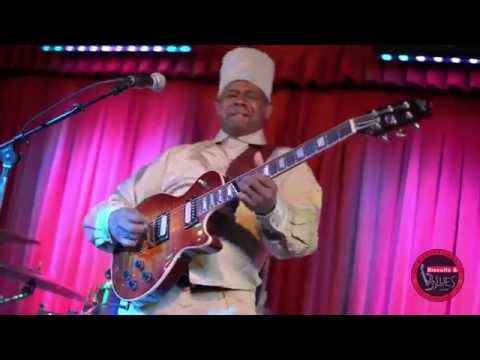 Lil' Ed & The Blues Imperials live at Biscuits and Blues - Blistering guitar solo