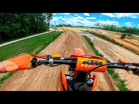 Goon Re-Learning How to Ride a 2 STROKE