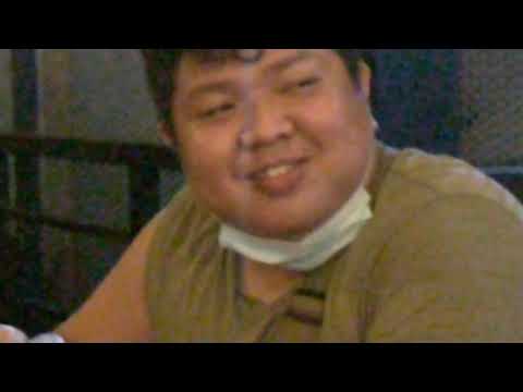 PEENOISE PLAYS PERO PEENOISE EATS? WAT? SURPRISE HEHE HEHE