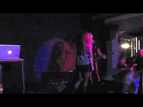 SynthLoverz feat Si.Anna Sweet Dreams cover (Live)