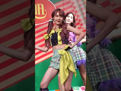 [Aom eRAA] แกงหม้อใหญ่ @ Exclustive Fan Meet eRAA