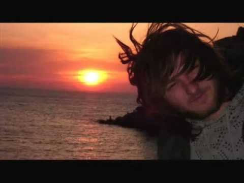 ihtiyar & feriştah & turkuaz Ft. Meshrap - Sence dönermi dünya