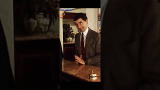 Mr. Bean check in - Mr. Bean Classic