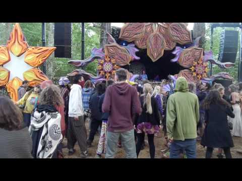 Anoebis playing RA & Menkalian - 12th Hour @ Connection Festival 2016