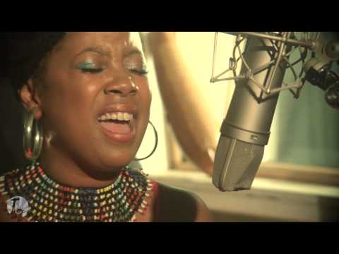 Deborah Bond - Say It (NYCROPHONE's "Acoustic Gold" at ishlab studio)
