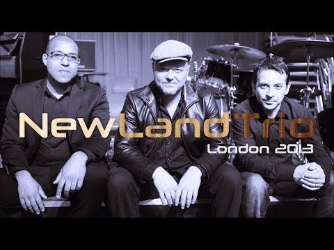 Premières notes du crepuscule - New Land Trio