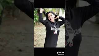 Download lagu Dewi persik mp3