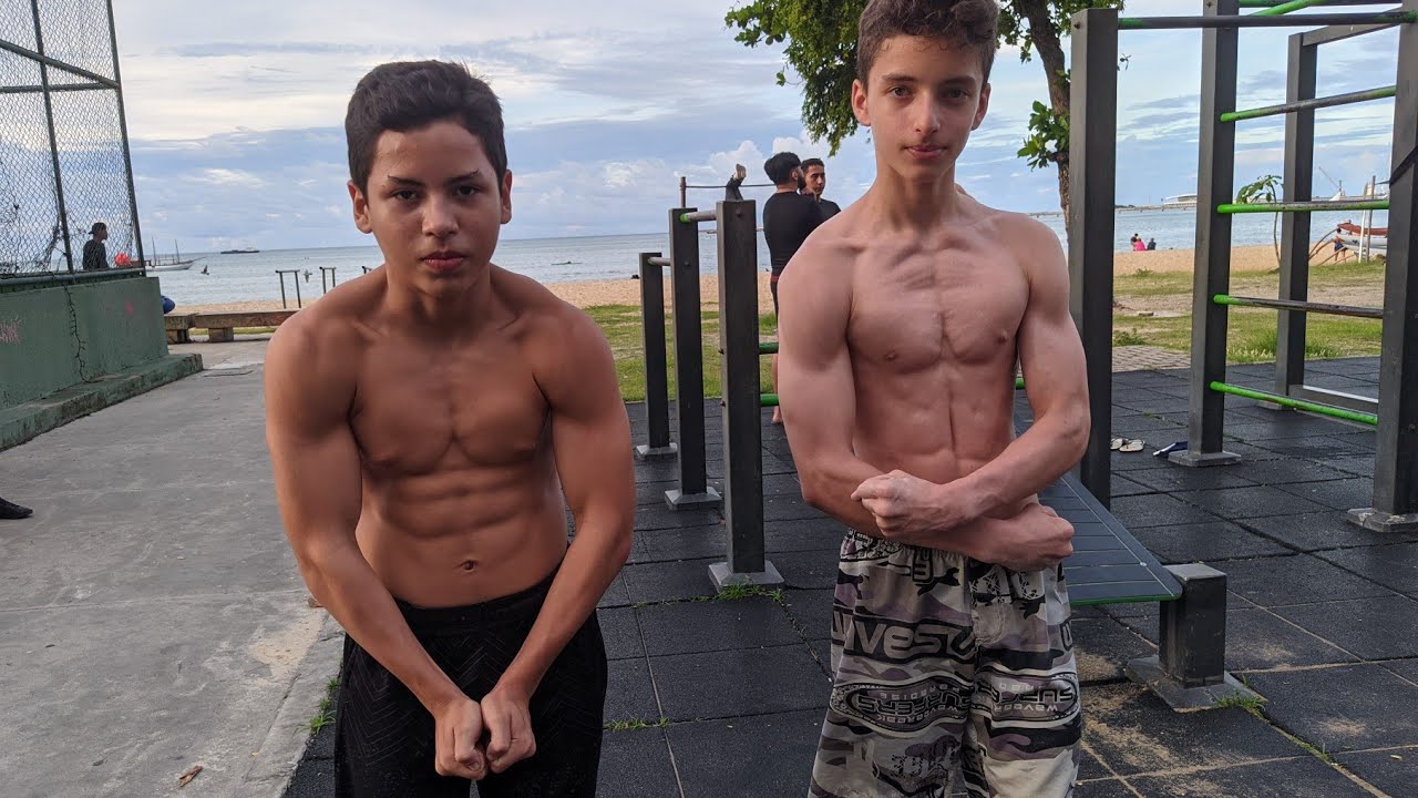 13 Anos no Shape - Quem faz mais Flexões?