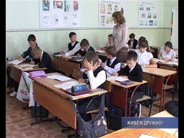Сам таджик,друг-чуваш