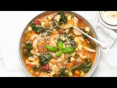 Healthy Chicken & Kale Minestrone Soup Recipe with Vegetables