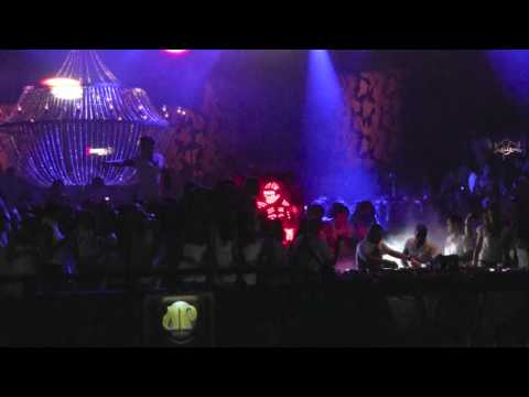 Erick Morillo / Steve Angelo - Satisfaction