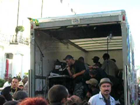 NottingHill Carnival 2010 - Mr Dill Lw pon United Roots selection playing on Jah observer