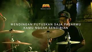 Download lagu MEGATRUH SOUNDSYSTEM X WIPTIETA - REGGAE RADIO ( LYRIC VIDEO LIVE FOOTAGE ) mp3 Download lagu MEGATRUH SOUNDSYSTEM X WIPTIETA - REGGAE RADIO ( LYRIC VIDEO LIVE FOOTAGE ) mp3