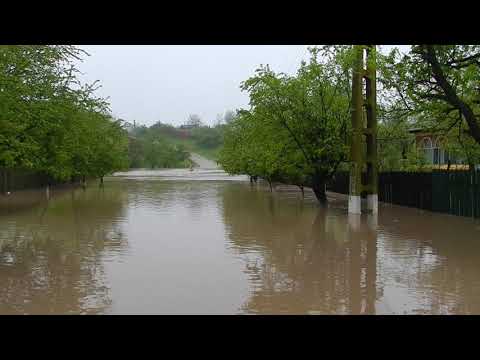Sfintesti inundatii Tinoasa 20.04.2014