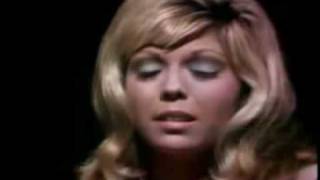 NANCY SINATRA      * bang-bang (my baby shot me down) -1967
