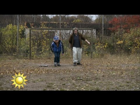 Ronny Svensson om "Jätten": "Har inte mycket hår - men det reser sig i nacken" - Nyhetsmorgon (TV4)