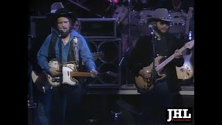 Download lagu Hank Williams Jr. & Waylon Jennings -The Conversation. Live from the USS Constellation 1984 mp3