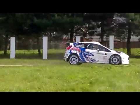 W.Chuchała/S.Rozwadowski - Ford Fiesta R5
