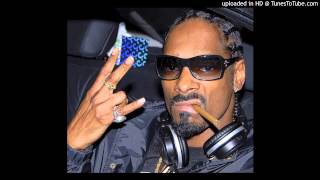 Snoop Dogg can u control your hoe