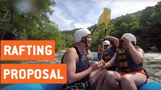 faze tari cerere de casatorie facand rafting