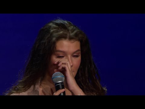 Scenskräcken på chorus line - så går det för Dao Di Ponziano Molander grupp i … - Idol Sverige (TV4)