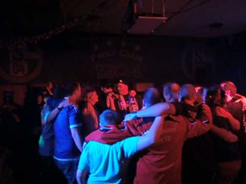 Überraschungsgäste "Lattenschuss" - 1 Jahr "Zum Trompeten-Willy"