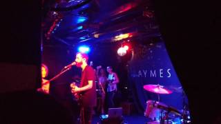 Jaymes Young - Two More Minutes (LIVE)