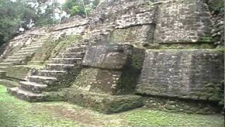 preview picture of video 'Lamanai Mayan Site, Orange Walk District, Belize'