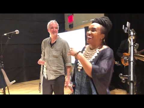 download lagu mp3 mp4 W Source, download lagu W Source gratis, unduh video klip W Source