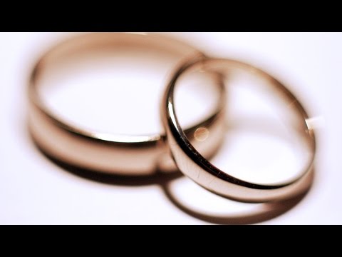 [六分鐘BBC英語] 你知道你身邊的伴侶的收入嗎？