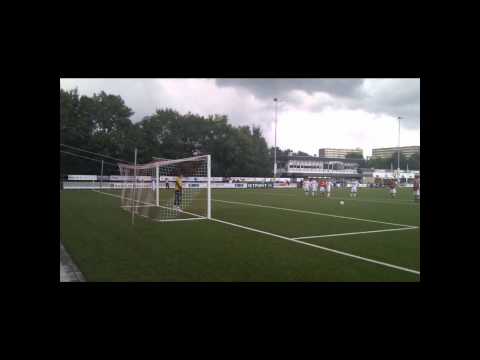 Strafschop Roy Schaap tijdens DOVO - Jonge Kracht 28-08-2010