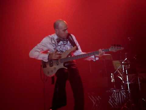 Solo basso-batteria Christian Meyer e Faso