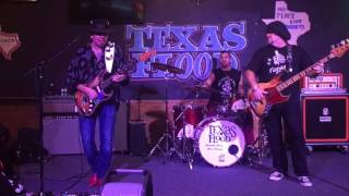 Texas Flood - playing - Empty Arms