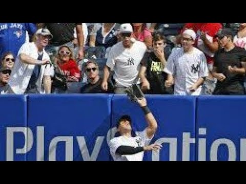 Aaron Judge Robbed Lindor Of 2 Run Homerun!