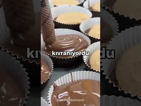 Kızım sabah okula gitmek için hazırlandıktan sonra, saçlarının garip bir şekilde yapış yapış...