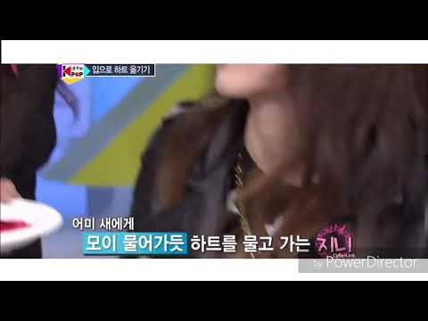 Kpop idol paper kiss game