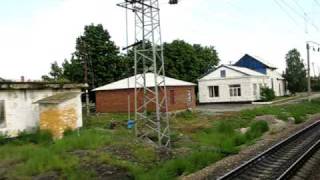 preview picture of video 'Departing from Millerovo station. View from train window.'