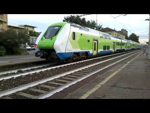 ETR421 024 Trenord - Milano Greco - 31/08/2021