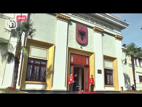 Të rinjtë në politikë. “Shpirtgjerësia” e liderëve hap portën e Parlamentit