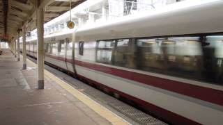preview picture of video '北越急行681系特急はくたか 糸魚川駅通過 Limited Express HAKUTAKA'