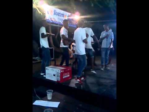 Forma Krioyo band hereo